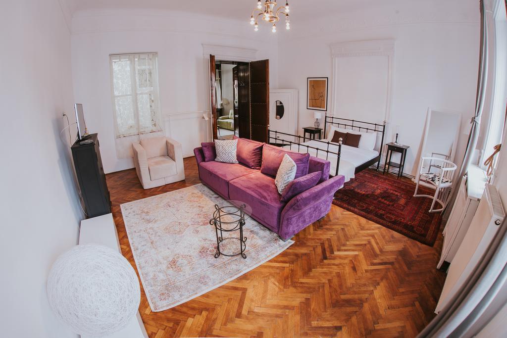 Neo Apartment Queen คลูจ-นาโปกา ภายนอก รูปภาพ