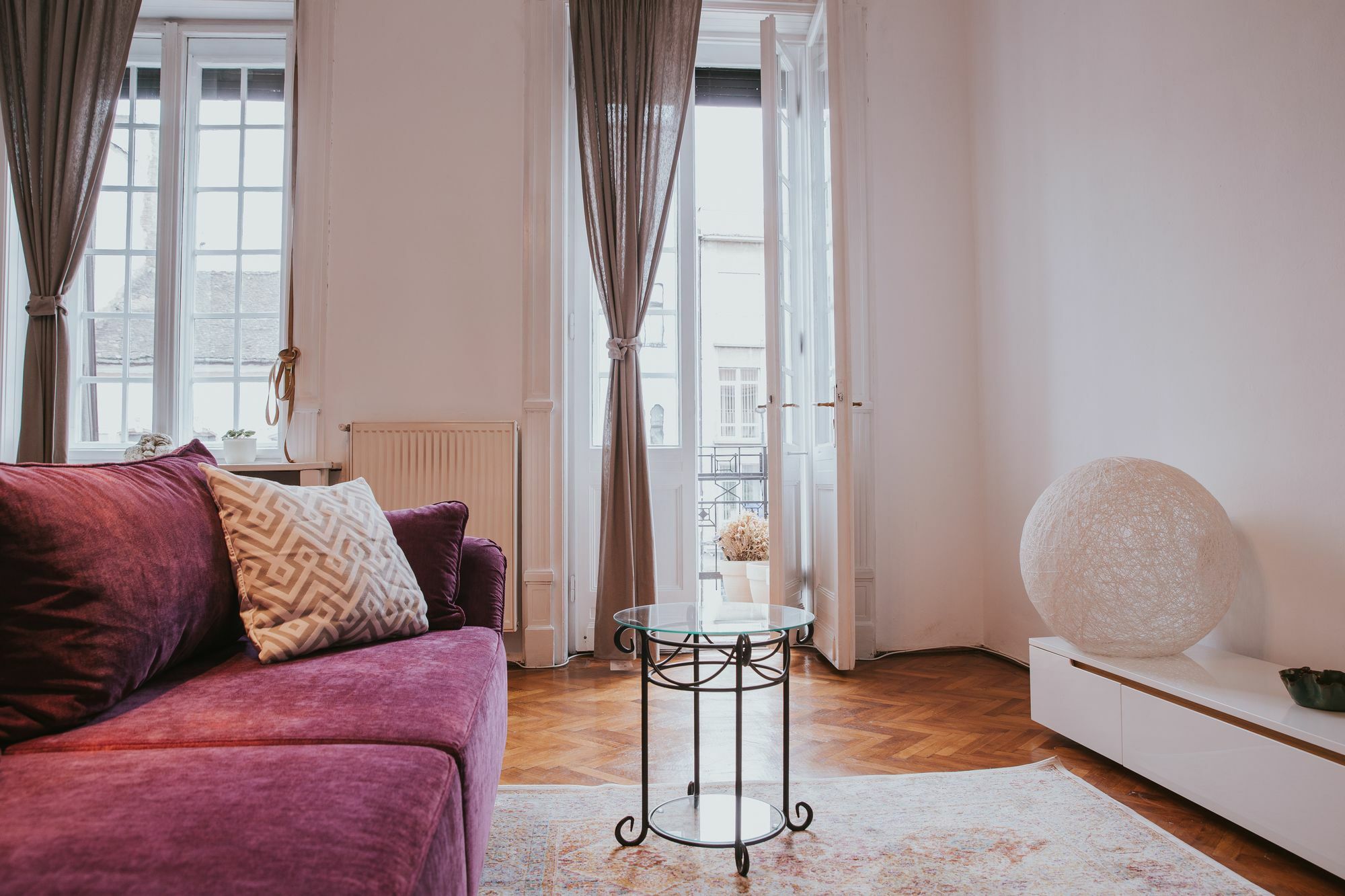 Neo Apartment Queen คลูจ-นาโปกา ภายนอก รูปภาพ